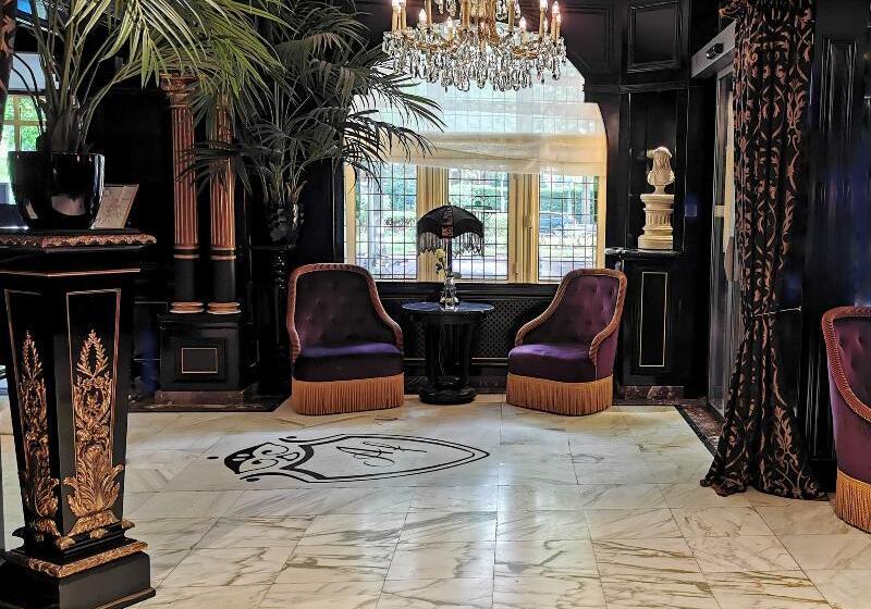 בית מלון כפרי Apollofirst Boutique