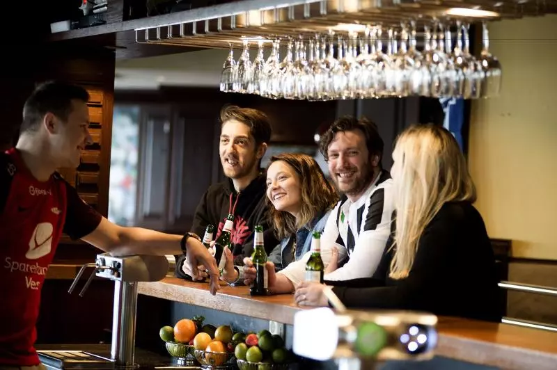 Отель Dr. Holms