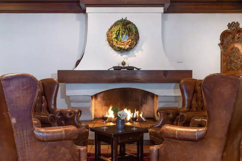 Отель Dr. Holms