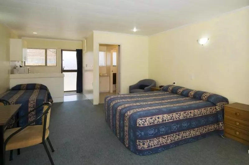 בית מלון כפרי Dukes Midway Lodge