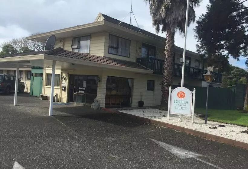 בית מלון כפרי Dukes Midway Lodge