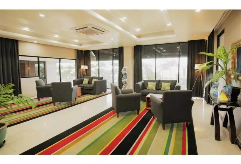 Ela Beach Hotel & Apartments