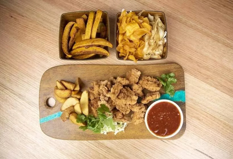 Ela Beach Hotel & Apartments