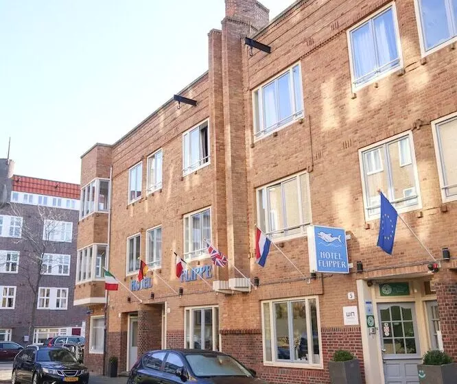 בית מלון כפרי Flipper Amsterdam