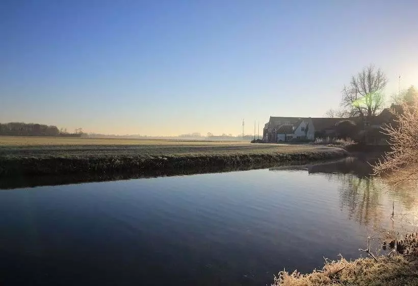 בית מלון כפרי Het Wapen Van Harmelen