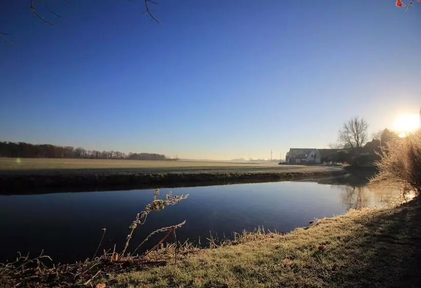 בית מלון כפרי Het Wapen Van Harmelen