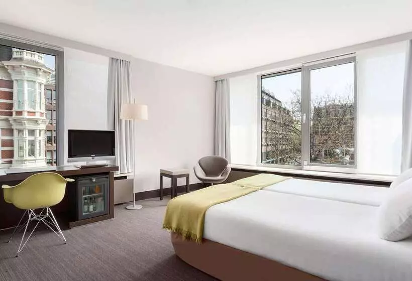 فندق NH Amsterdam Caransa