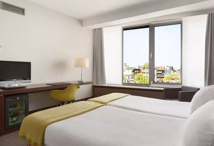 فندق NH Amsterdam Caransa