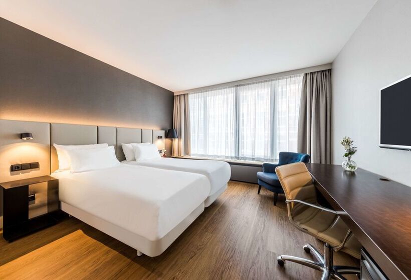 Hotel NH Amsterdam Caransa