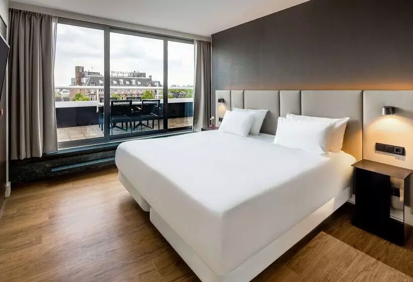 فندق NH Amsterdam Caransa