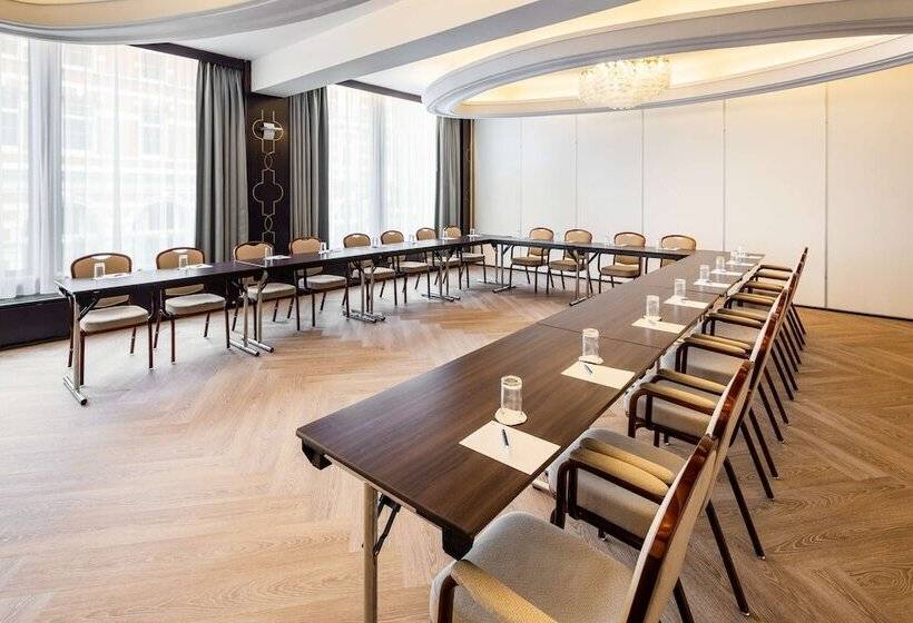 Hotel NH Amsterdam Caransa