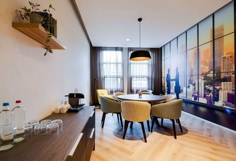 Hotel NH Bussum Jan Tabak