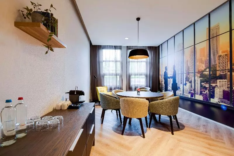 Hotel NH Bussum Jan Tabak