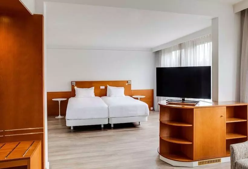 Hotel NH Bussum Jan Tabak