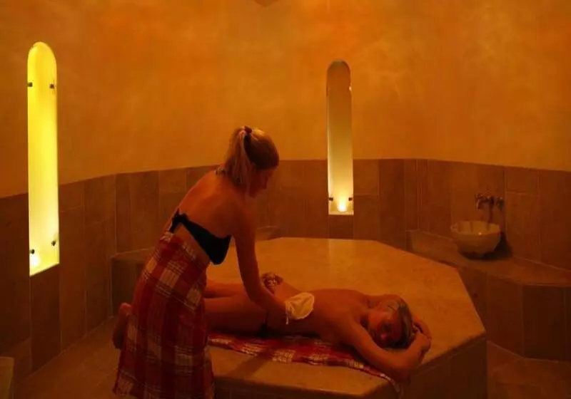 בית מלון כפרי Union Geiranger Bad & Spa