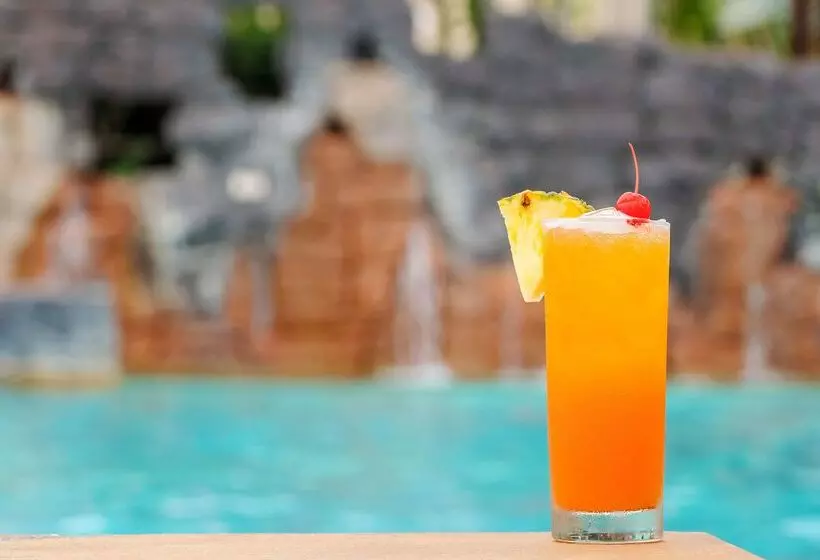 Hyatt Regency Aruba Resort & Casino