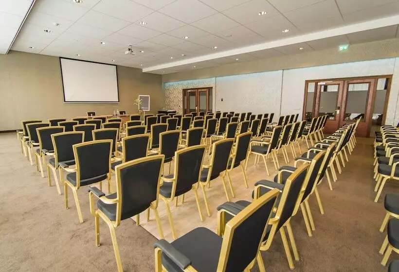 Van Der Valk Hotel Hilversum/ De Witte Bergen