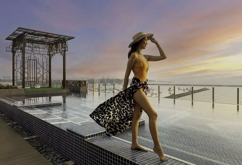 Admiral Hotel Manila   Mgallery