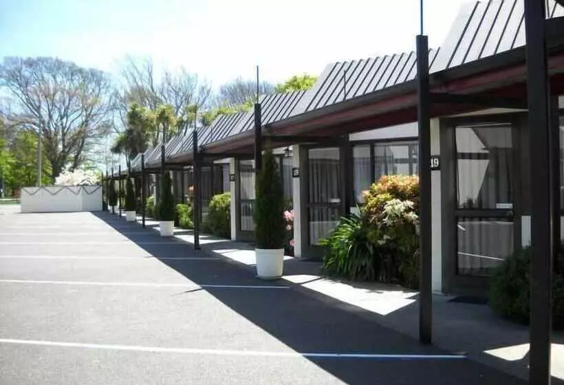 Gothic Heights Motel