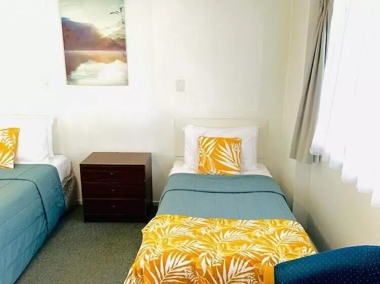 Gothic Heights Motel