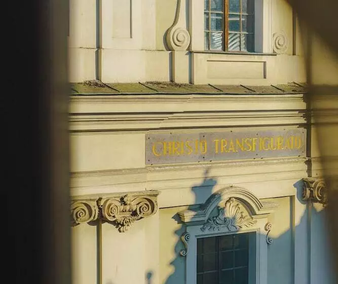 H15 Francuski Old Town   Destigo Hotels