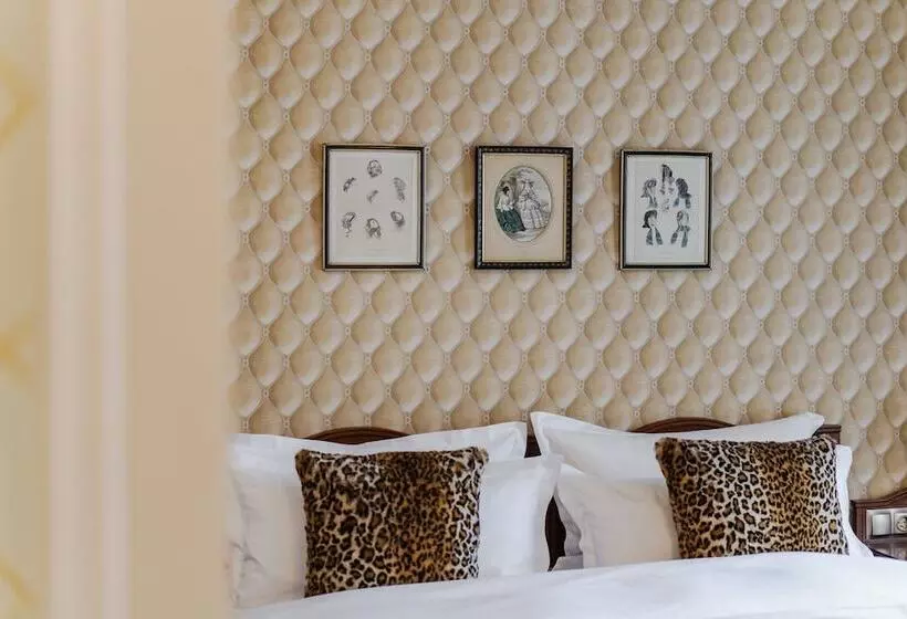 H15 Francuski Old Town   Destigo Hotels