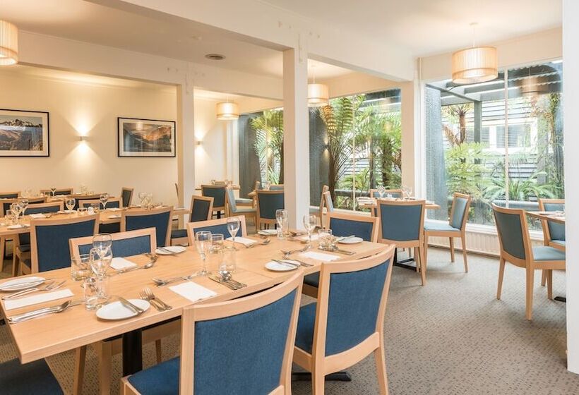 Heartland Hotel Glacier Country