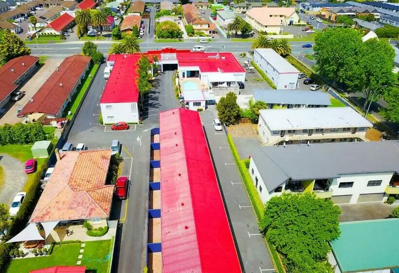 Отель Aaron Court Motor Inn