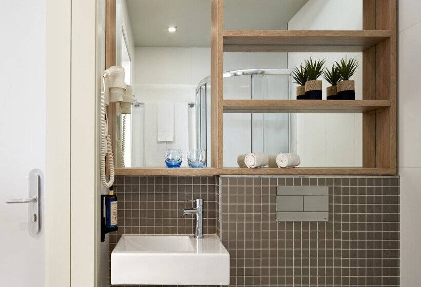 هتل Dom Jose Beach