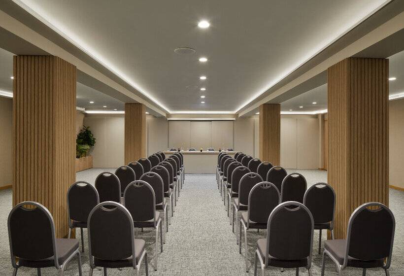 هتل Dom Jose Beach