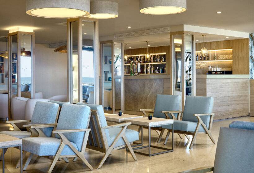 هتل Dom Jose Beach