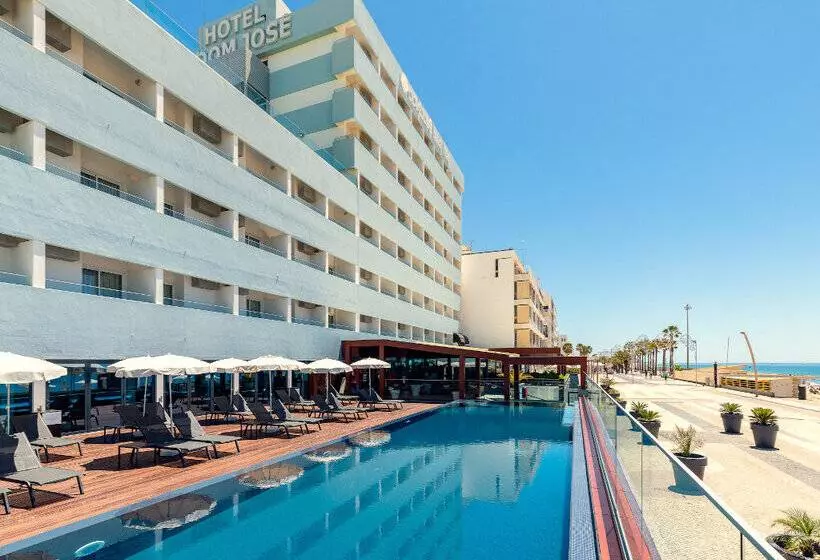 בית מלון כפרי Dom Jose Beach