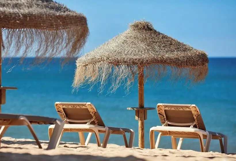 Hotelli Dom Jose Beach