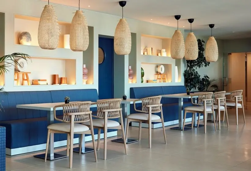 Hotelli Dom Jose Beach