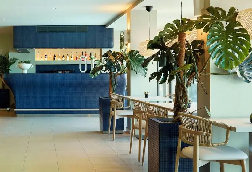 Hotelli Dom Jose Beach