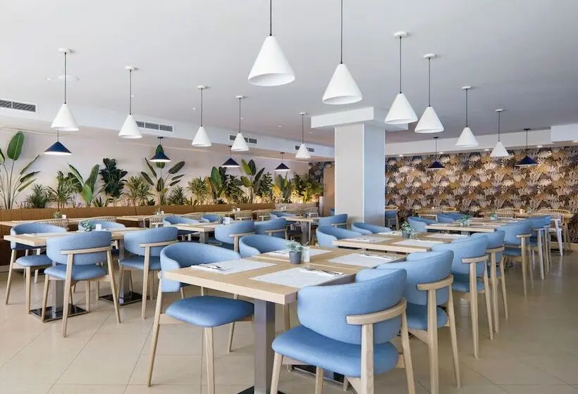 Hotelli Dom Jose Beach