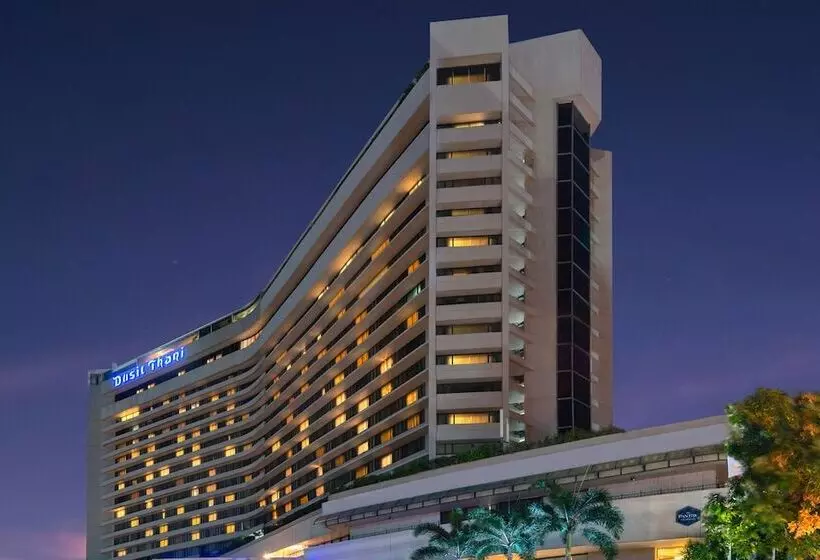 فندق Dusit Thani Manila