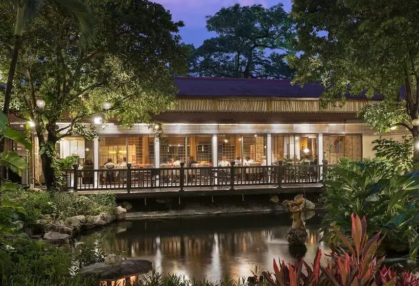 فندق Dusit Thani Manila