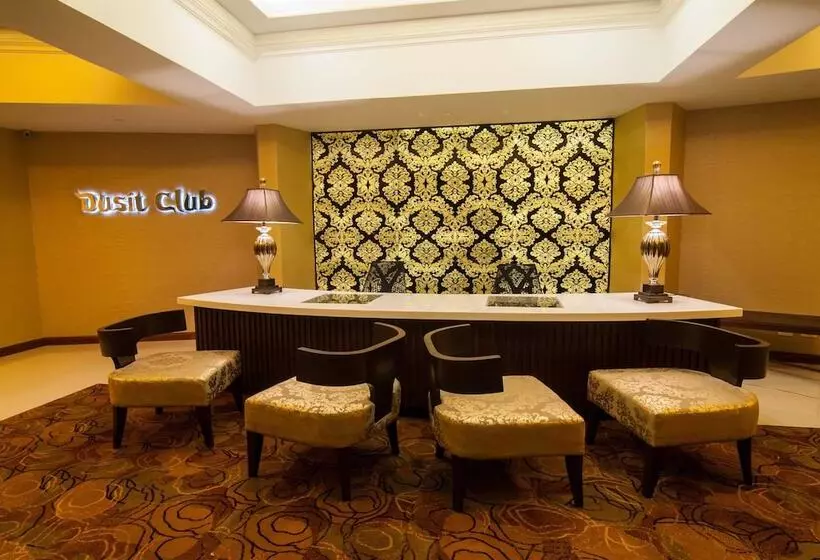 فندق Dusit Thani Manila