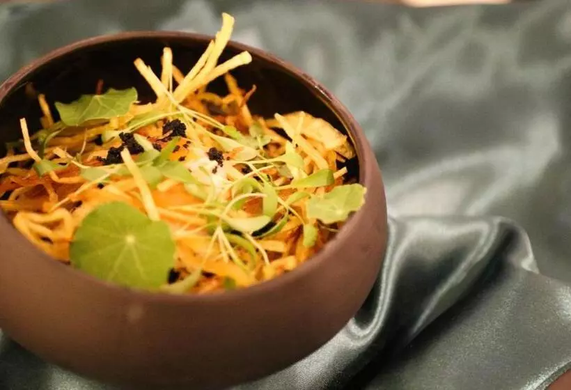 هتل Faro & Beach Club