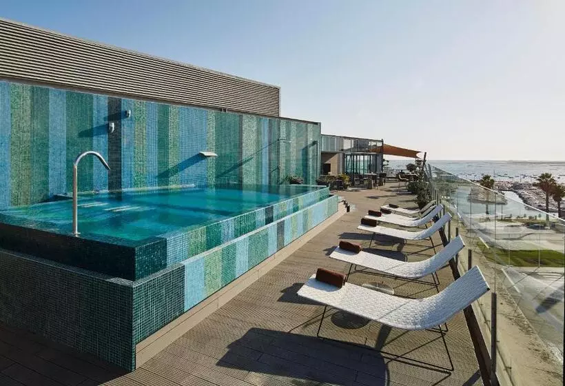 هتل Faro & Beach Club