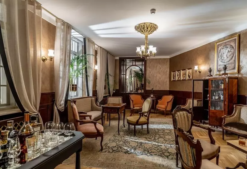 H15 Francuski Old Town   Destigo Hotels