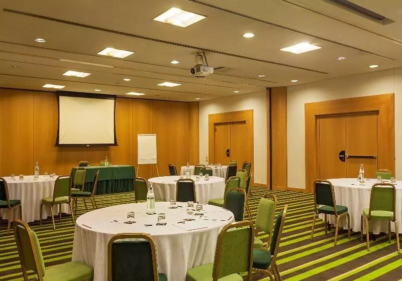 هتل Hf Fenix Lisboa