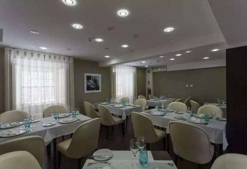 ホテル Josefa D'Obidos