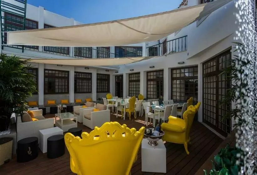 ホテル Josefa D'Obidos