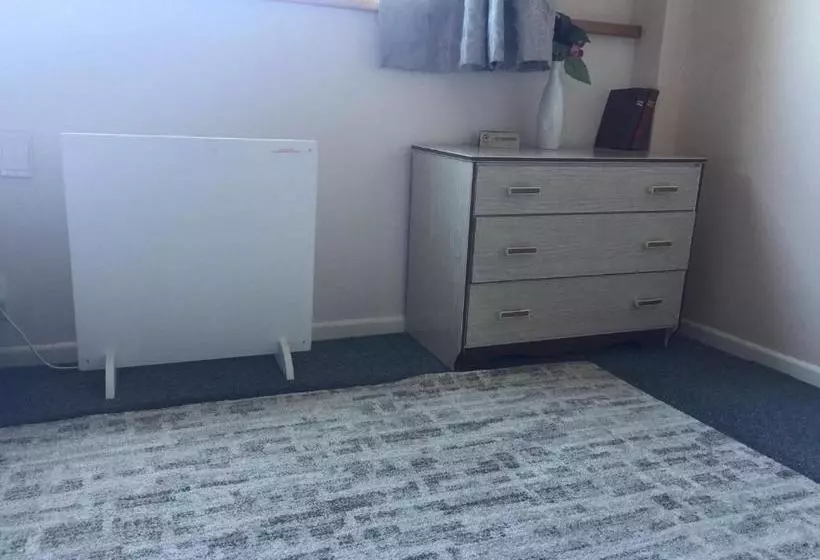 ホテル Mid City Motor Lodge