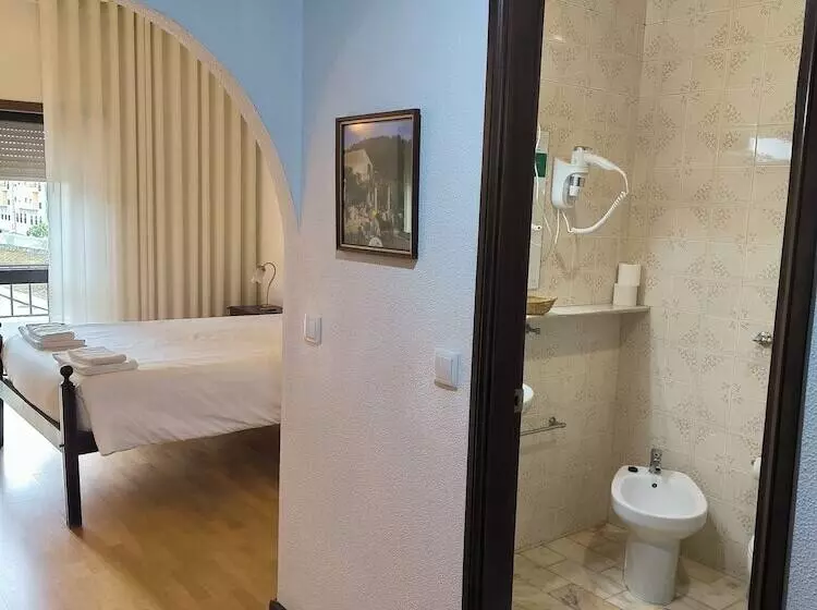 Отель Mira Serra