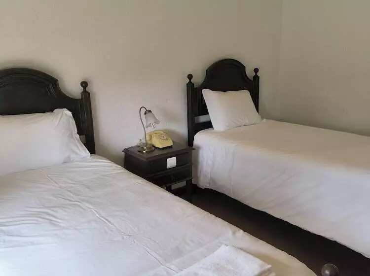 Отель Mira Serra