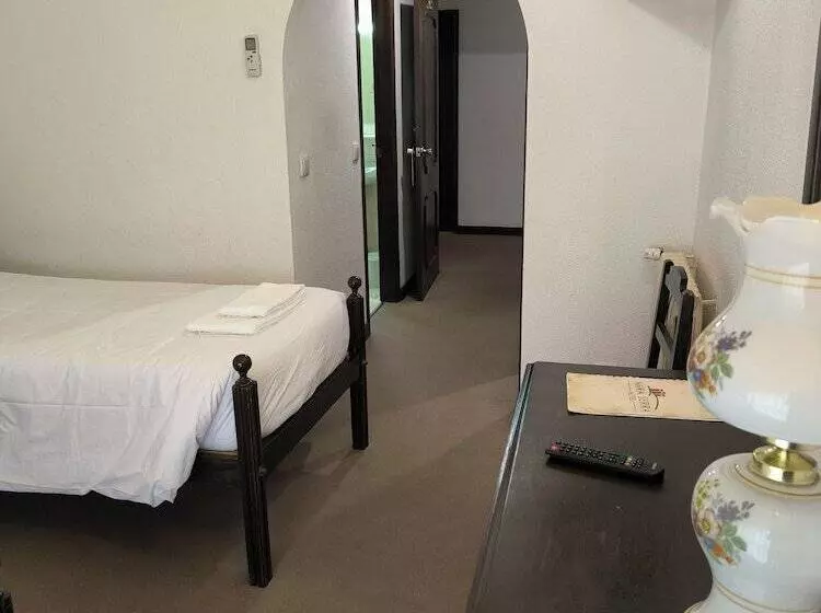 Отель Mira Serra