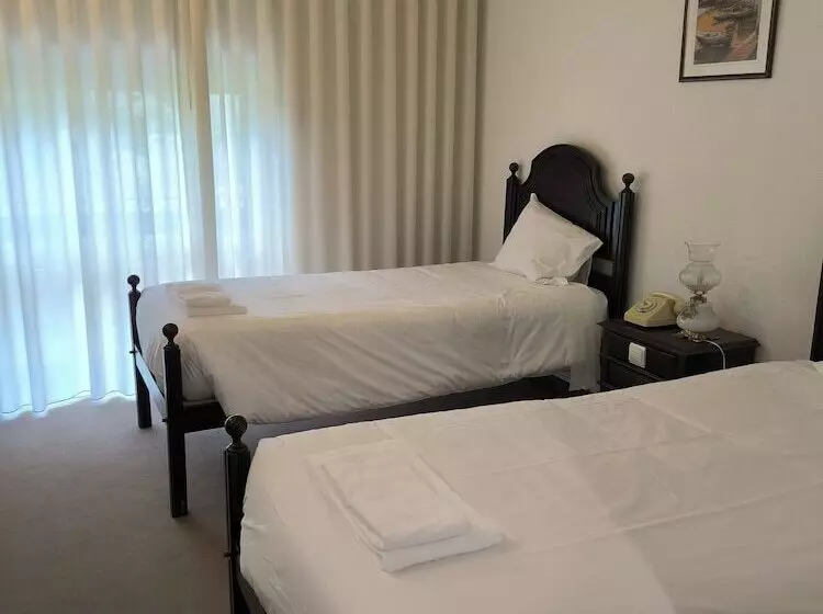 Отель Mira Serra